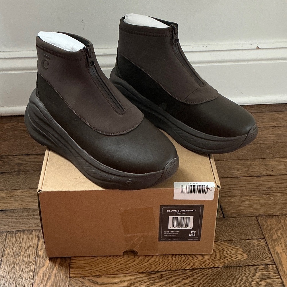 Clove Women’s Superboot in Espresso - Picture 3 of 4